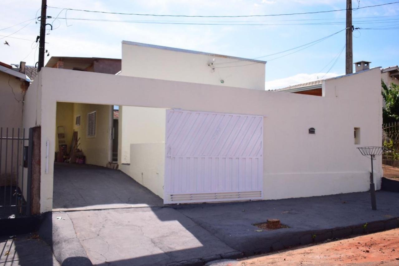 Casa Temporada Em Olimpia To Nem Ai Vila Exterior foto